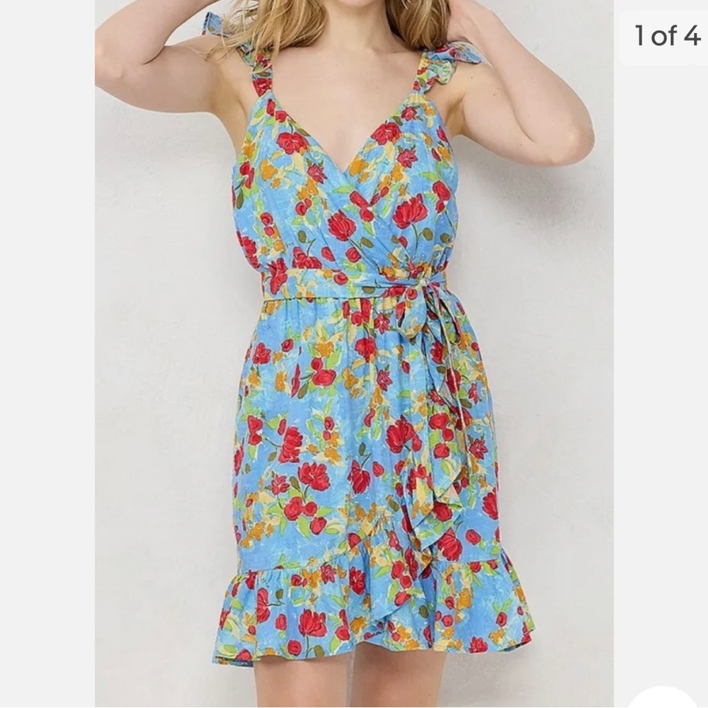 NWOT Lauren Conrad Floral Mini dress
